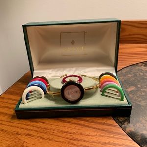 Vintage Gucci Watch with 12 Colored Bezels